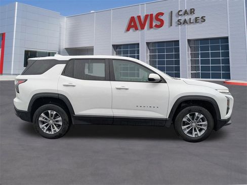 Used 2025 Chevrolet Equinox LT image 7