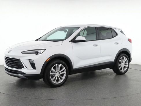 Used 2025 Buick Encore GX Preferred image 3