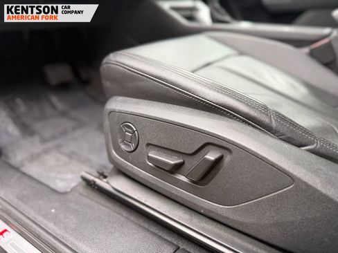 Used 2025 Audi Q3 2.0T Premium image 34