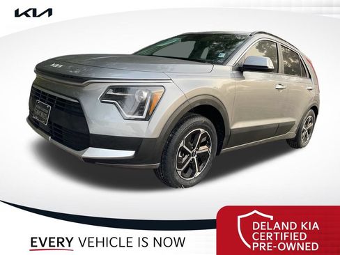 Certified 2024 Kia Niro EX FWD image 1