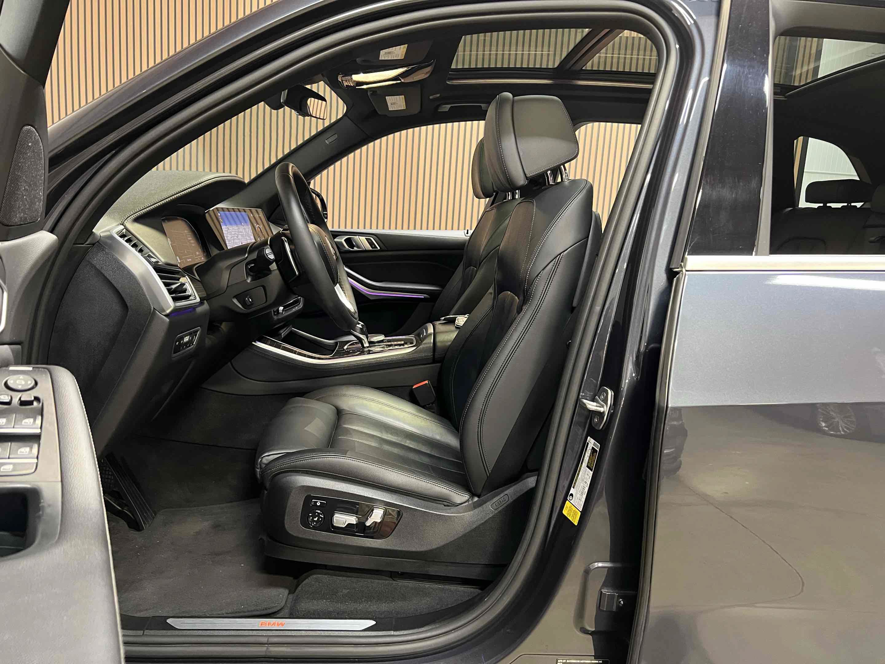 Used 2020 BMW X5 sDrive40i w/ Premium Package RWD image 91