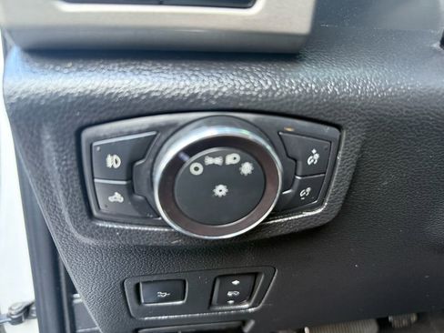 Used 2019 Ford F350 Lariat w/ Lariat Ultimate Package AWD/4WD image 33