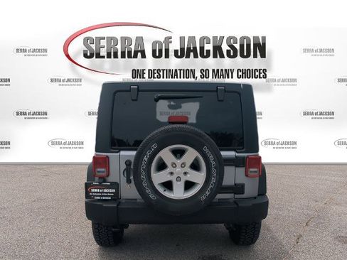Used 2016 Jeep Wrangler Unlimited Sport w/ Quick Order Package 24S AWD/4WD image 7