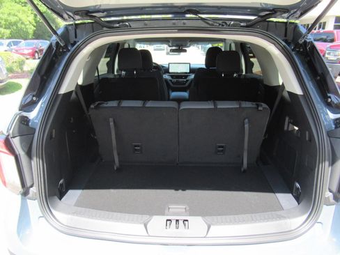 Used 2026 Ford Explorer Active RWD image 33