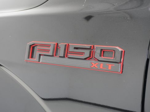 Used 2019 Ford F150 XLT w/ XLT Special Edition Package image 7