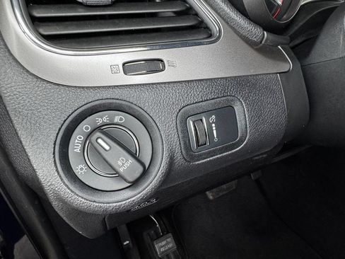 Used 2017 Dodge Journey Crossroad w/ Popular Equipment Group AWD/4WD image 11