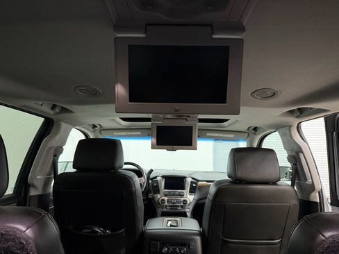 Used 2019 GMC Yukon XL Denali w/ Open Road Package image 25
