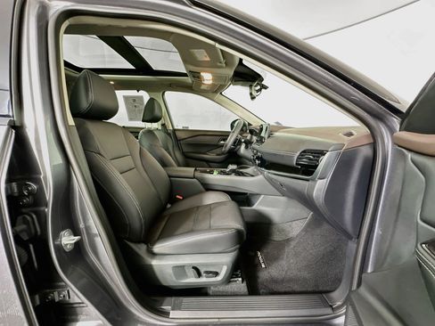 Used 2023 Nissan Rogue SL w/ SL Premium Package FWD image 34