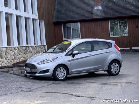 Used 2016 Ford Fiesta S FWD image 2