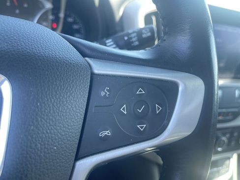 Used 2022 GMC Terrain SLT image 10