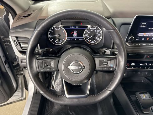 Certified 2023 Nissan Rogue SV w/ SV Premium B Package image 13