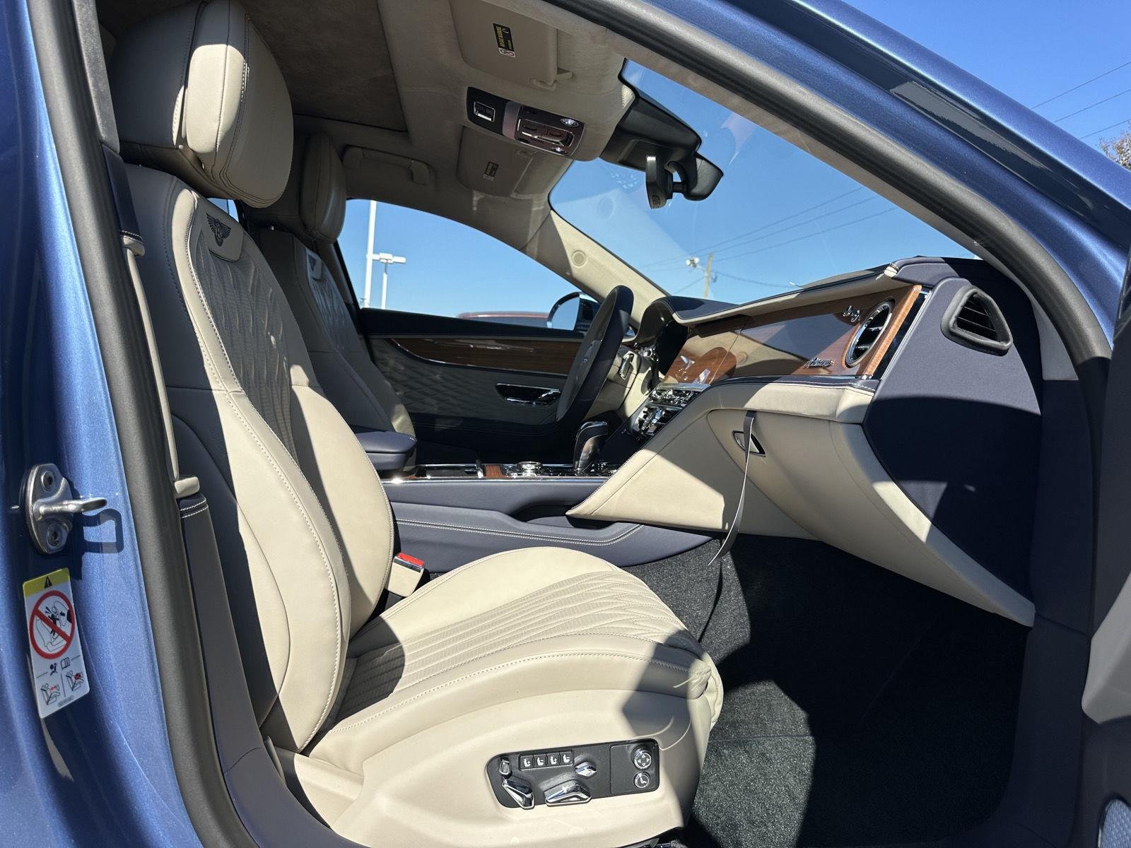 New 2027 Bentley Flying Spur AWD/4WD image 17