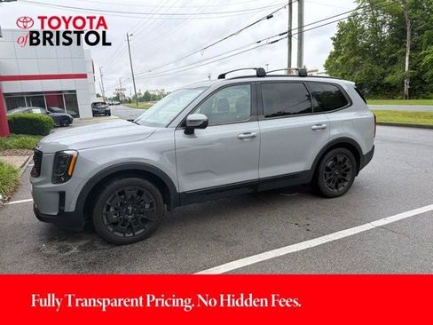 Used 2022 Kia Telluride EX w/ EX Premium Package AWD/4WD image 3