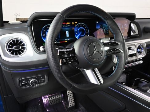 Used 2025 Mercedes-Benz G 580 w/ EQ Technology image 11