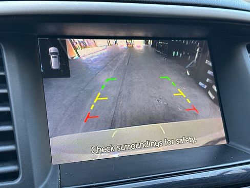 Used 2020 Nissan Pathfinder S FWD image 20