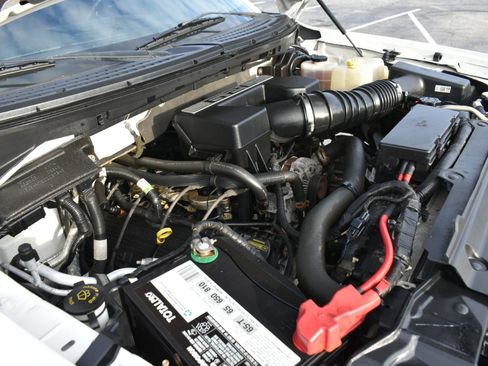 Used 2012 Ford F150 Platinum image 51