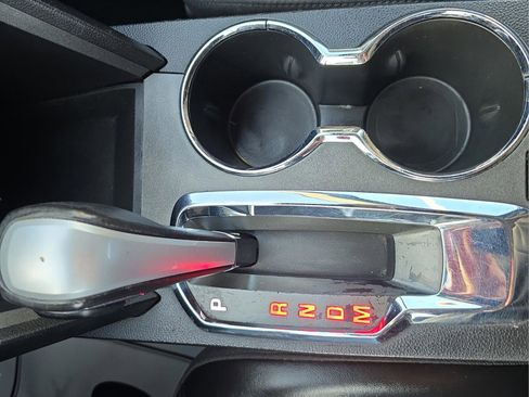 Used 2015 GMC Terrain SLT image 14