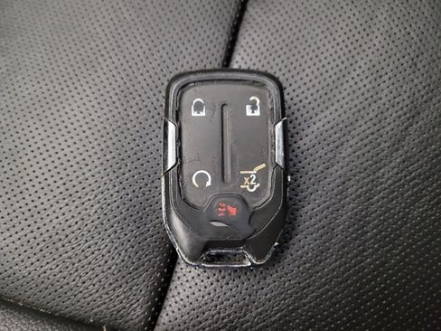 Used 2017 GMC Acadia SLT image 32