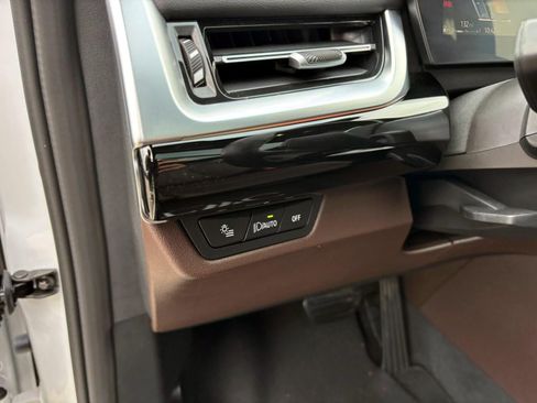 Used 2025 BMW X1 xDrive28i image 14
