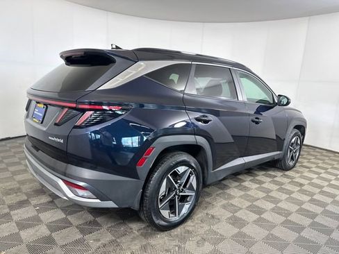 Certified 2025 Hyundai Tucson SEL image 3