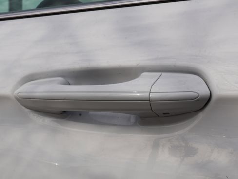 Used 2023 Ford Edge SEL image 22