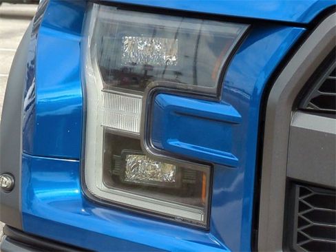 Used 2018 Ford F150 Raptor w/ Equipment Group 802A Luxury image 10