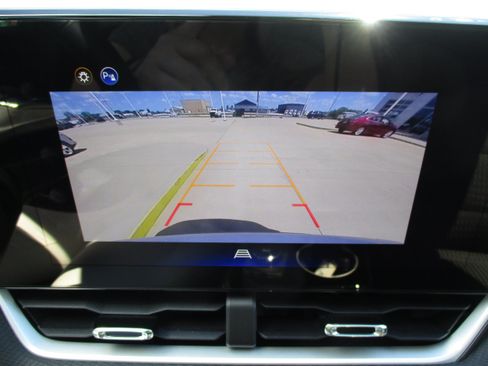 Used 2026 Chevrolet Equinox LT FWD image 26