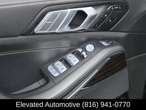 Used 2021 BMW X7 xDrive40i w/ Premium Package 2 AWD/4WD image 19