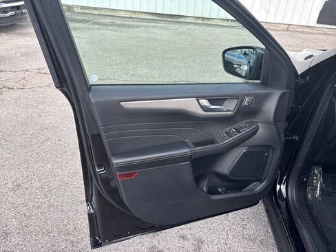 Used 2021 Ford Escape SEL w/ Technology Package AWD/4WD image 10