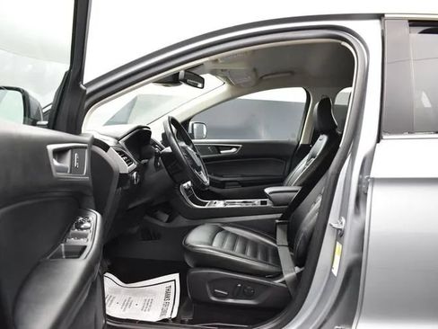 Used 2024 Ford Edge SEL AWD/4WD image 16