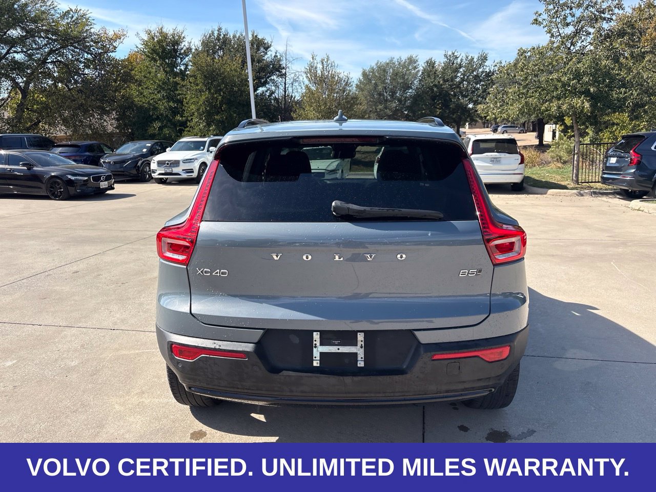 Certified 2023 Volvo XC40 B5 Plus w/ Protection Package Premier AWD/4WD image 10