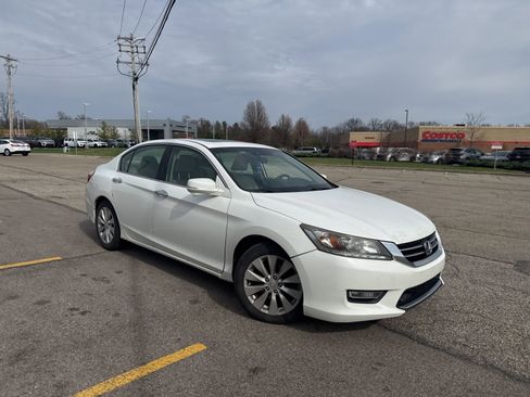 Used 2013 Honda Accord Touring image 15