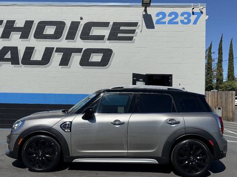 Used 2019 MINI Cooper Countryman S w/ Premium Package FWD image 25