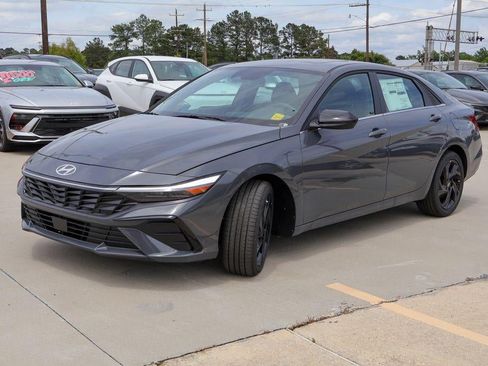 New 2026 Hyundai Elantra SEL Sport Premium FWD image 28
