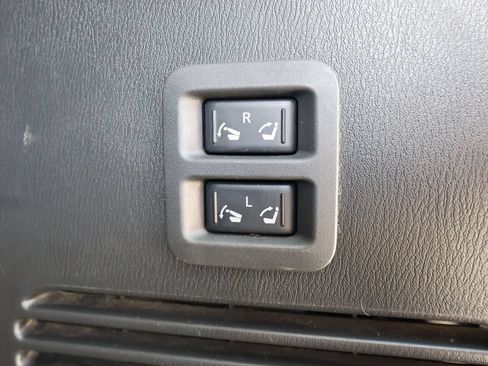 Used 2018 Nissan Armada Platinum w/ Captain Seat Package AWD/4WD image 36