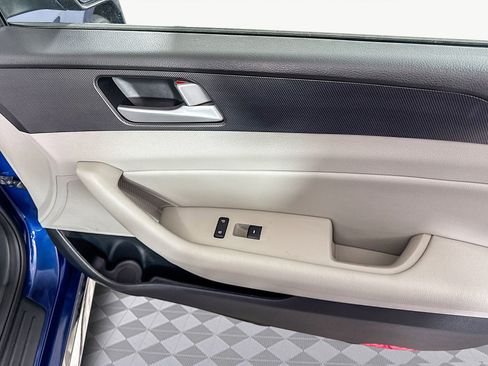 Used 2017 Hyundai Sonata Sport w/ Value Edition Package 02 image 31