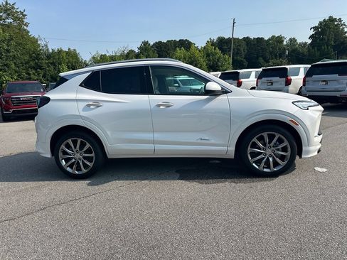 New 2026 Buick Encore GX Avenir w/ Avenir Convenience Package FWD image 5