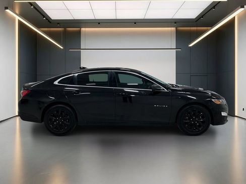 Used 2020 Chevrolet Malibu LT FWD image 7