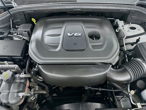 Used 2019 Jeep Grand Cherokee Limited w/ Trailer Tow Group IV image 32