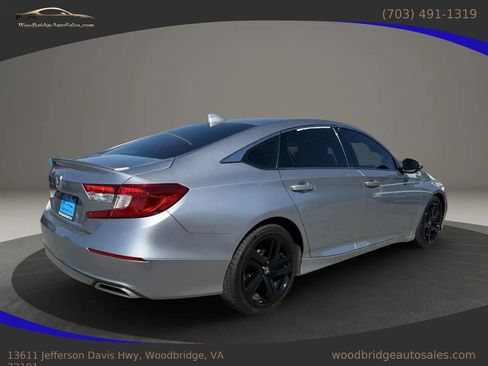 Used 2020 Honda Accord Sport image 4