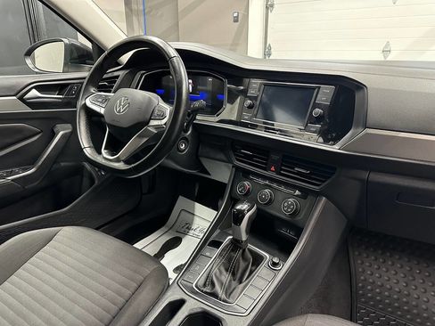 Used 2024 Volkswagen Jetta S image 27