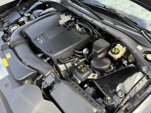 Used 2002 Ford Thunderbird Deluxe image 26