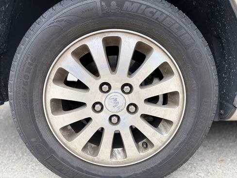 Used 2008 Buick Lucerne CX FWD image 11