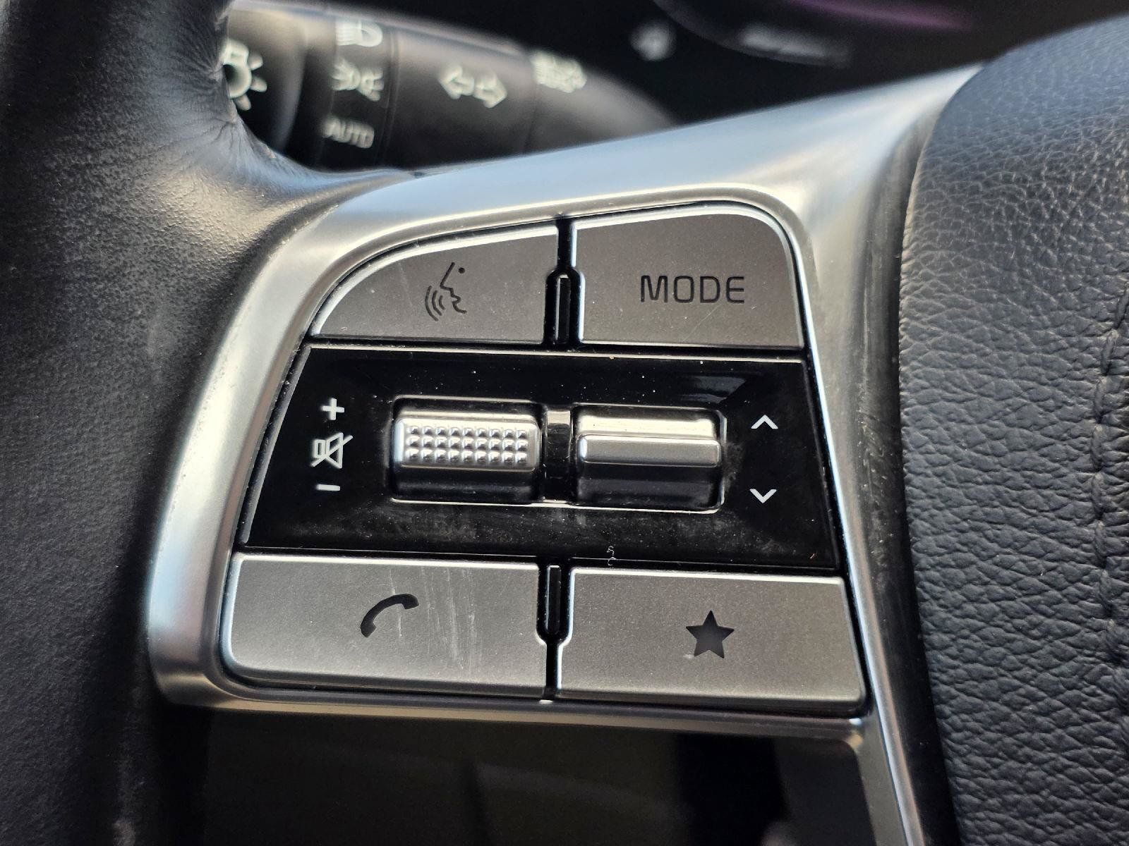 Used 2023 Kia Telluride S w/ S Sunroof Package FWD image 13