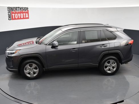 Used 2025 Toyota RAV4 XLE FWD image 17