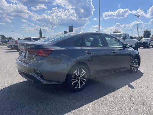 Used 2024 Kia Forte LXS image 7