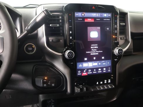 Used 2025 RAM 2500 Big Horn AWD/4WD image 5