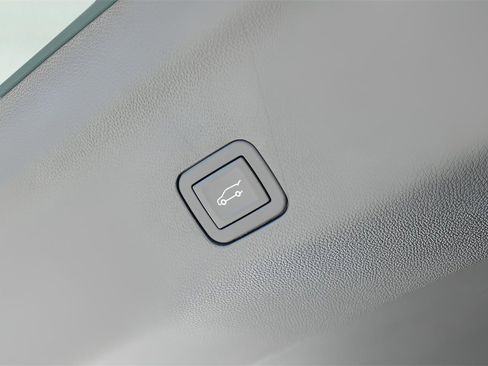 New 2026 GMC Yukon XL AT4 w/ AT4 Premium Plus Package image 30