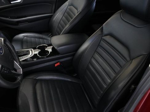 Used 2022 Ford Escape SE w/ Cold Weather Package image 6