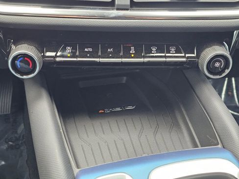 New 2026 Chevrolet Equinox EV LT FWD image 30